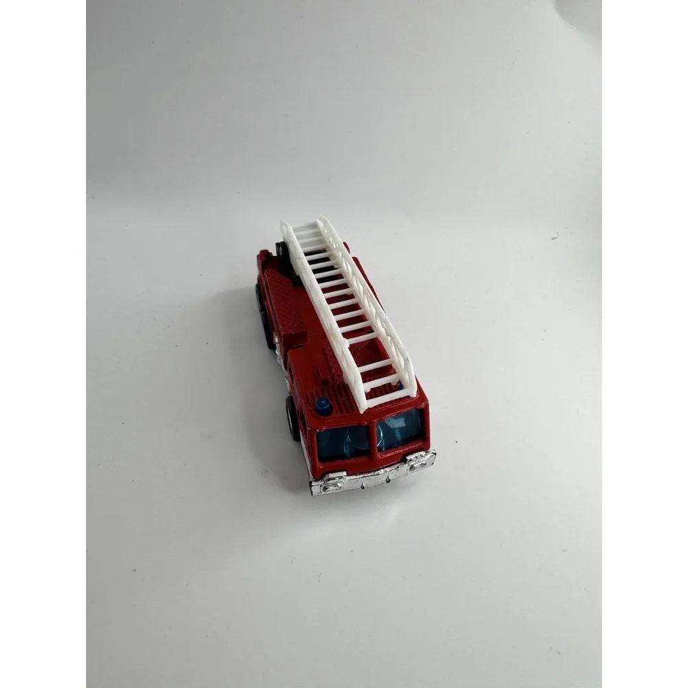 Vintage Matchbox RED Fire Engine Extending Ladder LQQK